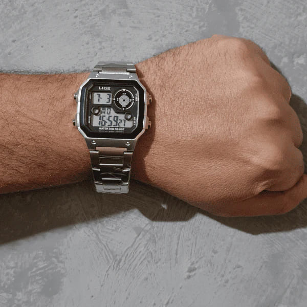 Descubra a elegância e a funcionalidade do relógio LIGE LG8921! Este impressionante relógio digital com pulseira de aço inoxidável é mais do que apenas um acessório de pulso; é uma declaração de estilo e uma ferramenta poderosa.
